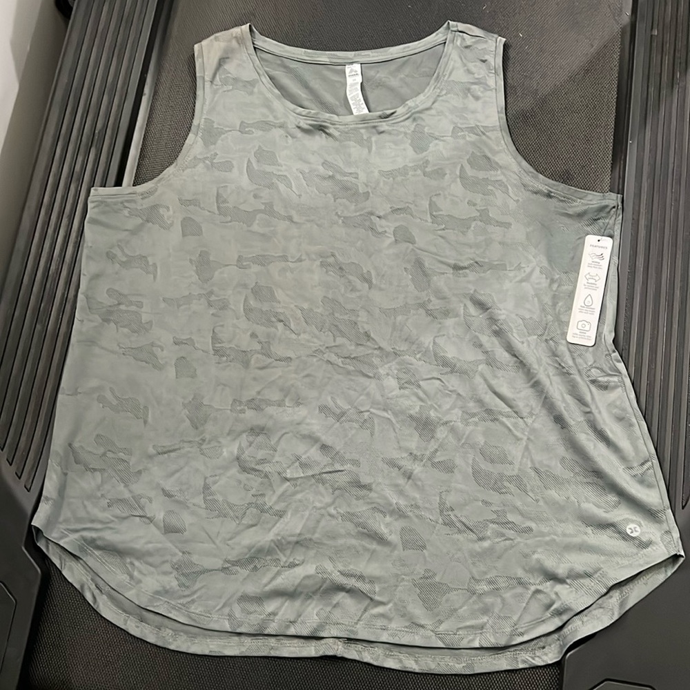 RBK- gray tank active wear
